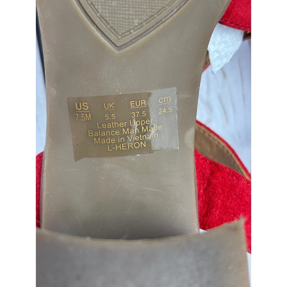 Franco Sarto Heron Red Suede T-Strap Block Heel Sandals L-HERON Womens 7.5M